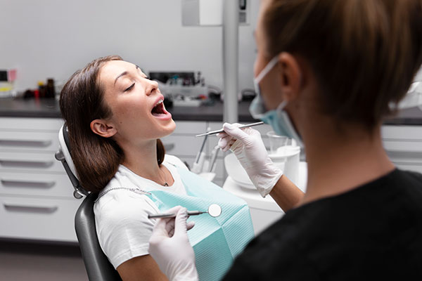 Prevención de la Enfermedad de las Encías: Cómo Evitar la Gingivitis y la Periodontitis